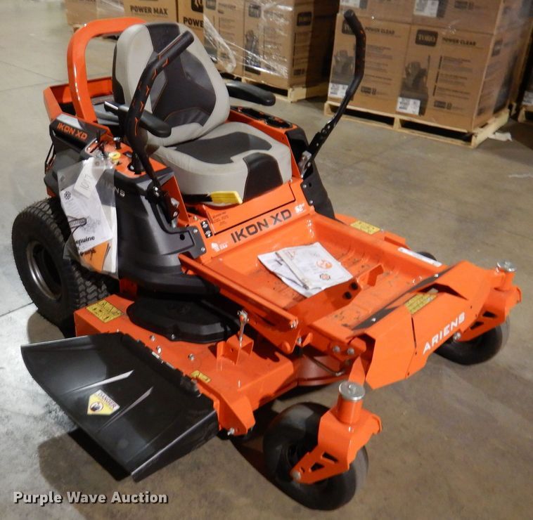 image for item IO9254 2022 Ariens IKON XD  ZTR lawn mower