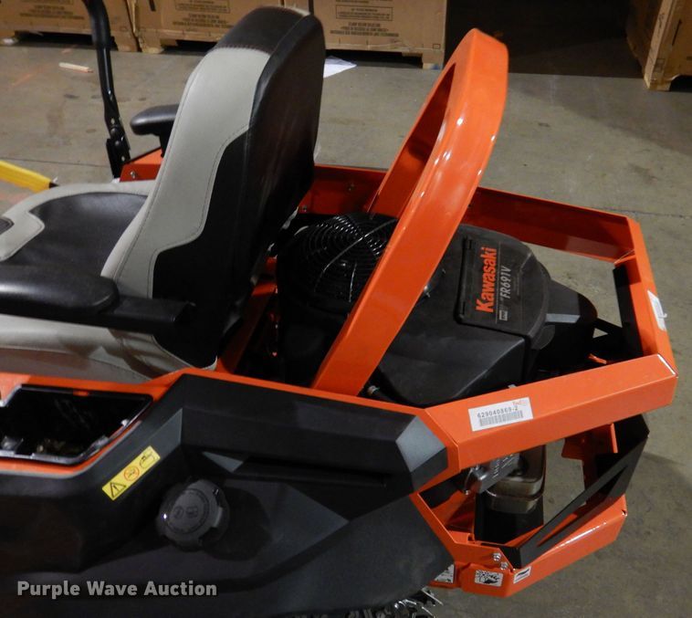 image for item IO9254 2022 Ariens IKON XD  ZTR lawn mower