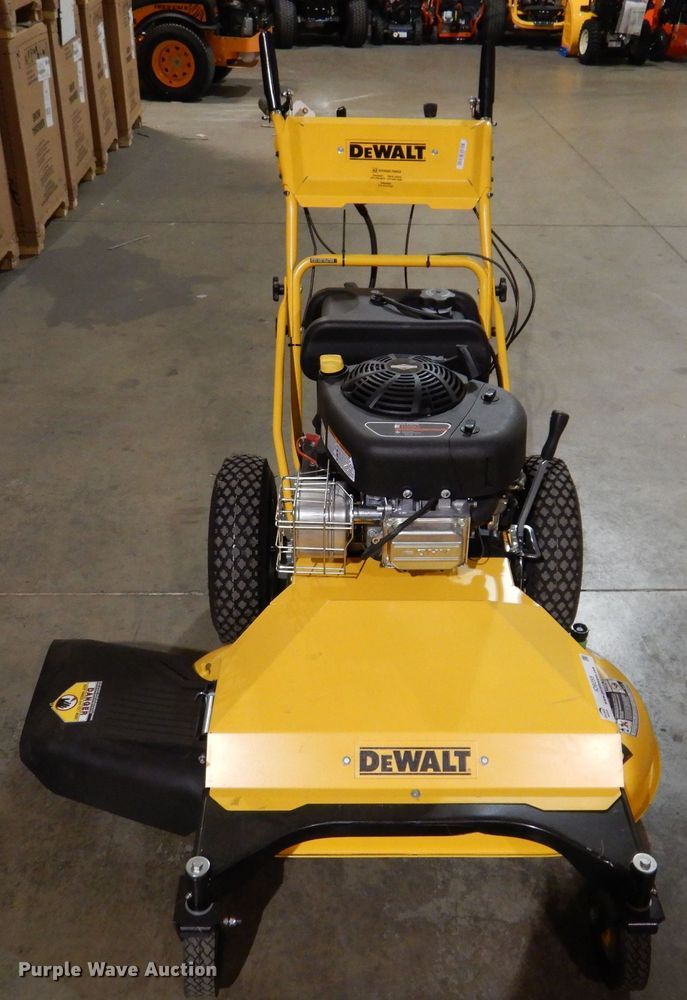 image for item IO9255 2022 DeWalt DW33  lawn mower