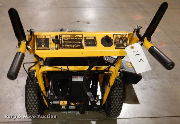 image for item IO9255 2022 DeWalt DW33  lawn mower