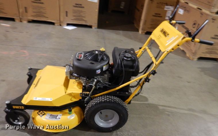 image for item IO9255 2022 DeWalt DW33  lawn mower