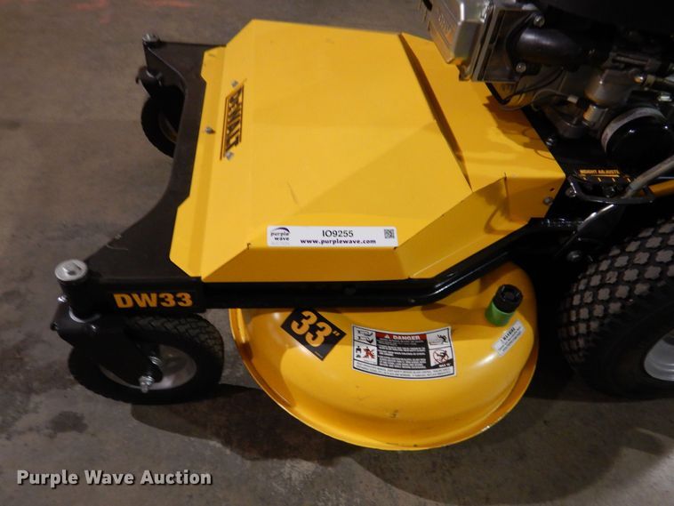 image for item IO9255 2022 DeWalt DW33  lawn mower