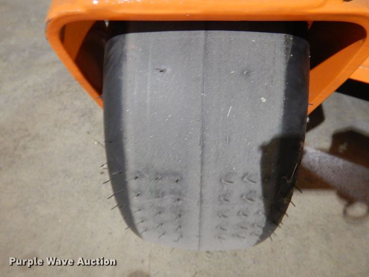 image for item IO9256 2022 Husqvarna MZ61  ZTR lawn mower