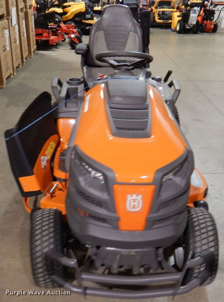 image for item IO9259 2021 Husqvarna TS 348XD  lawn mower