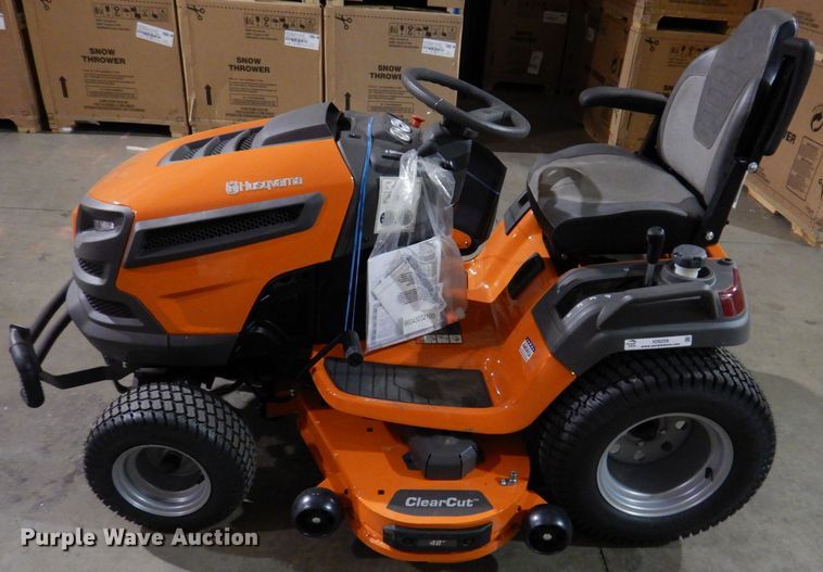 image for item IO9259 2021 Husqvarna TS 348XD  lawn mower