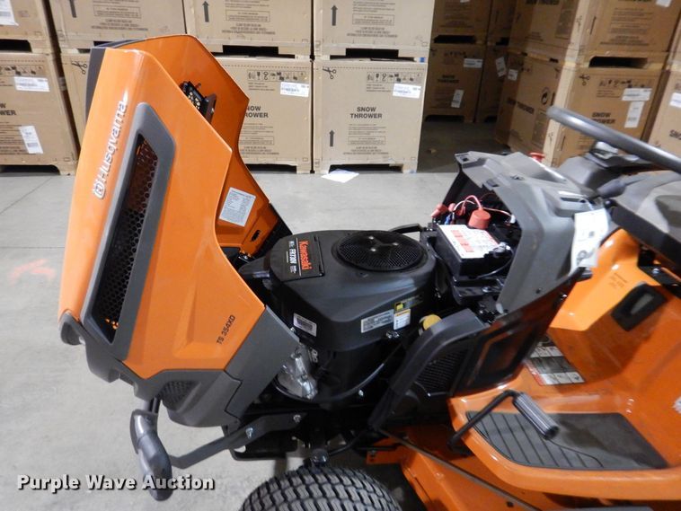 image for item IO9260 2022 Husqvarna TS354XD  lawn mower