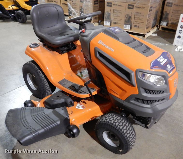 image for item IO9261 2022 Husqvarna YTH24V54  lawn mower