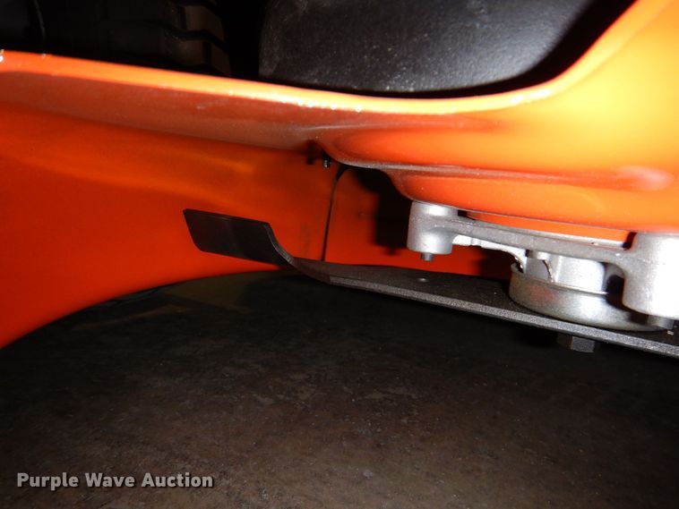 image for item IO9261 2022 Husqvarna YTH24V54  lawn mower