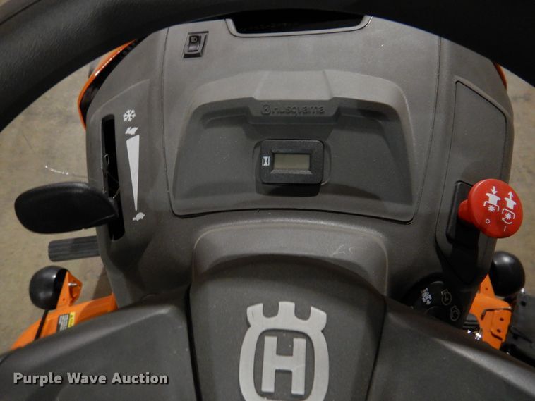 image for item IO9261 2022 Husqvarna YTH24V54  lawn mower