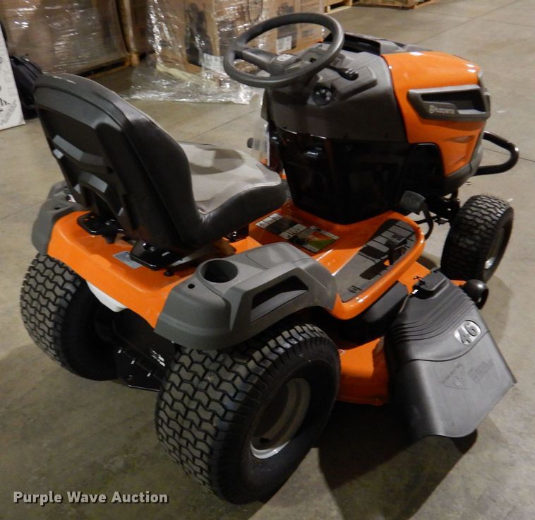 image for item IO9262 2022 Husqvarna TS146XK  lawn mower