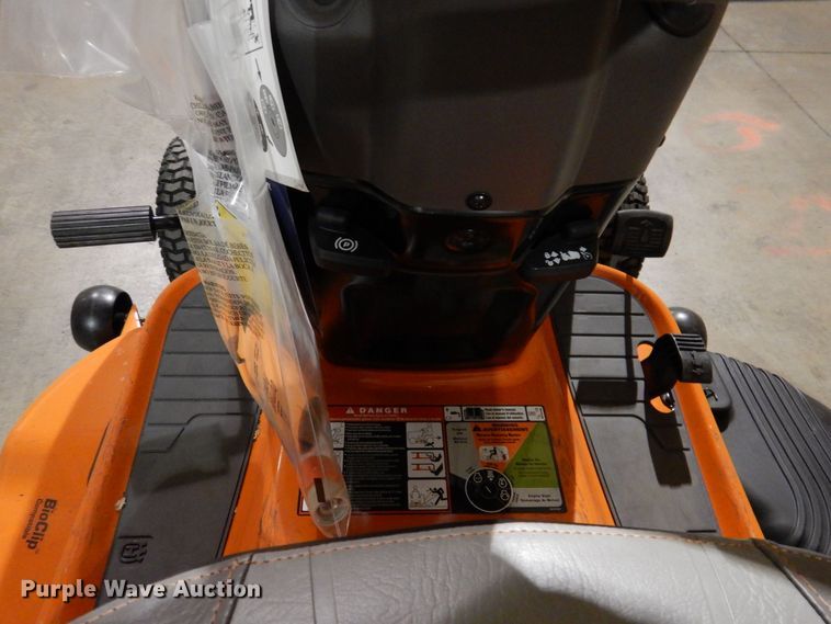 image for item IO9262 2022 Husqvarna TS146XK  lawn mower