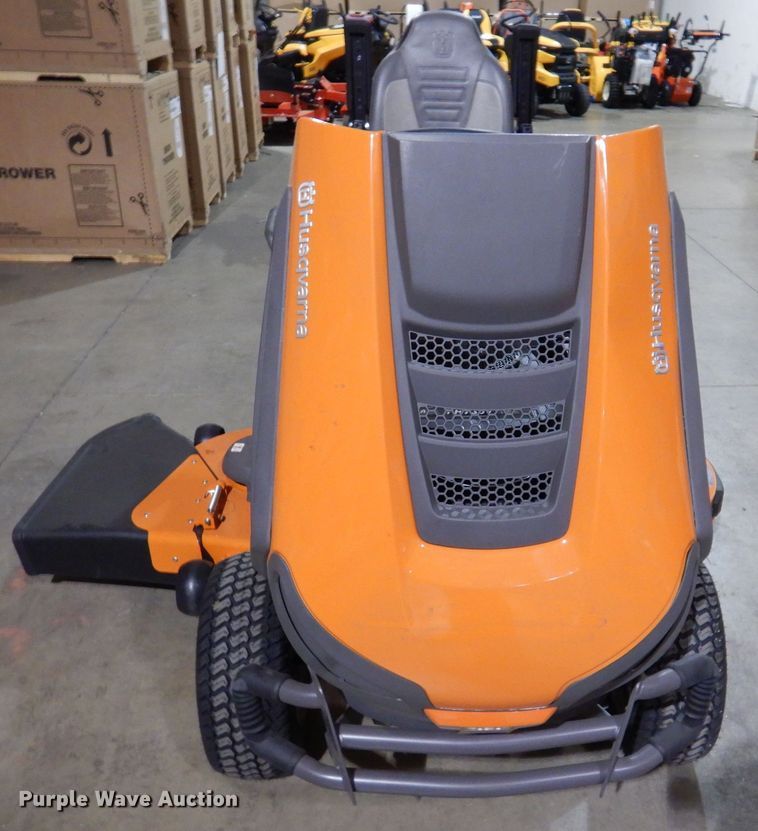 image for item IO9263 2022 Husqvarna TS354XD  lawn mower