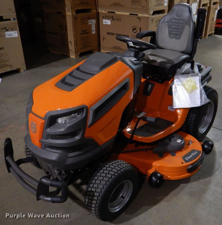 image for item IO9266 2022 Husqvarna TS354XD  lawn mower