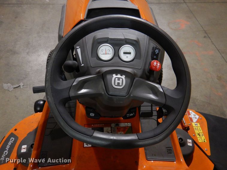 image for item IO9266 2022 Husqvarna TS354XD  lawn mower