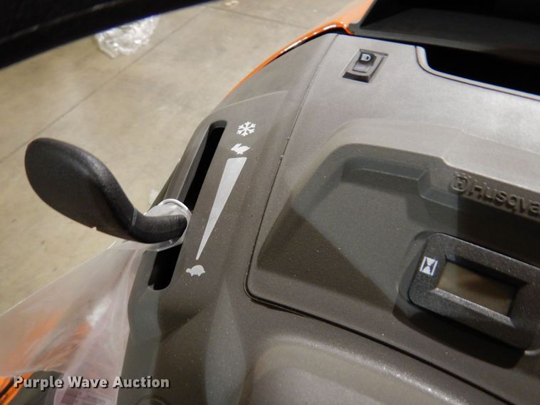 image for item IO9267 2021 Husqvarna YTH24V54  lawn mower