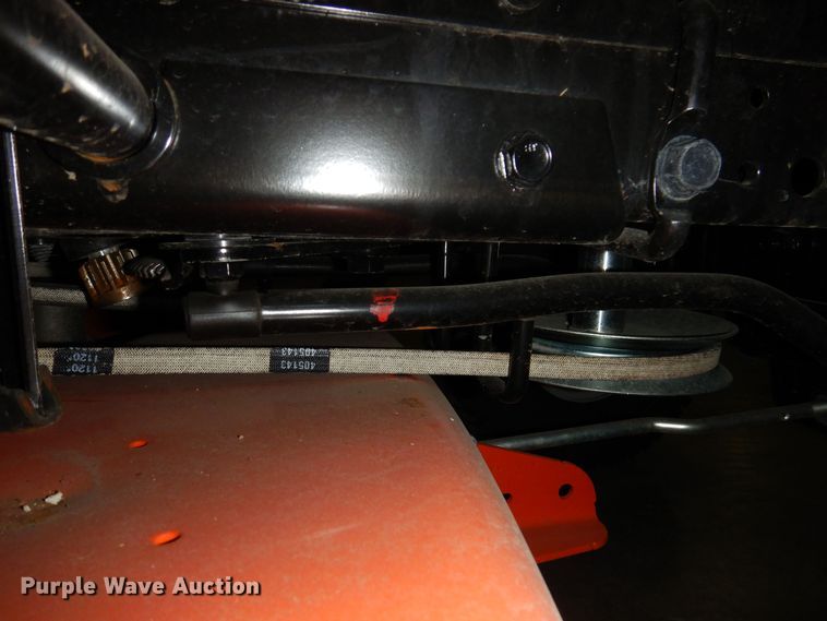 image for item IO9268 2020 Husqvarna YTH 22V46  lawn mower