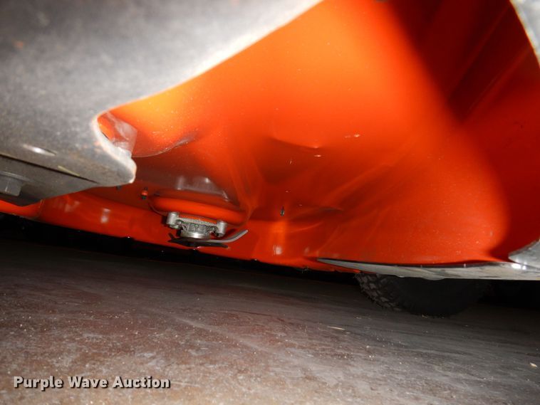 image for item IO9268 2020 Husqvarna YTH 22V46  lawn mower