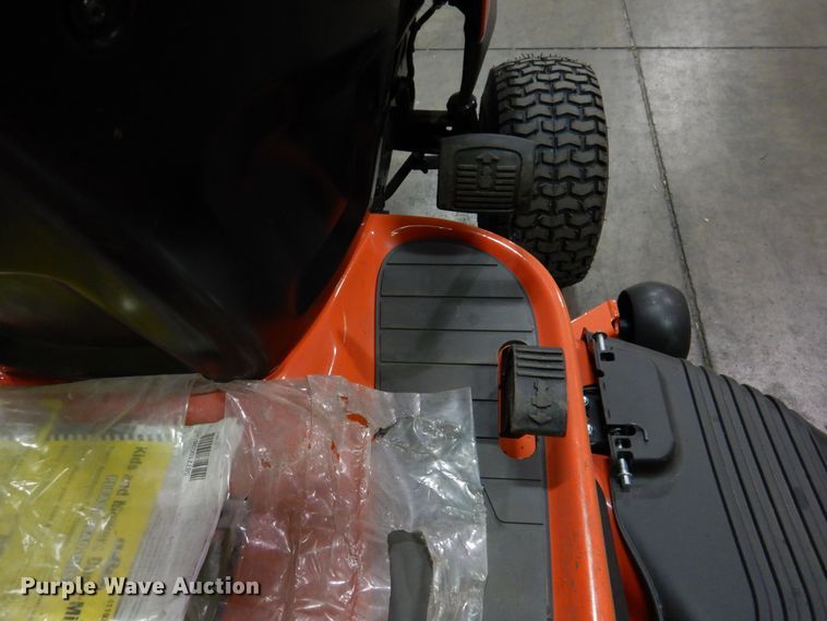 image for item IO9268 2020 Husqvarna YTH 22V46  lawn mower