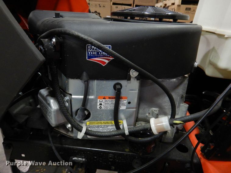 image for item IO9268 2020 Husqvarna YTH 22V46  lawn mower