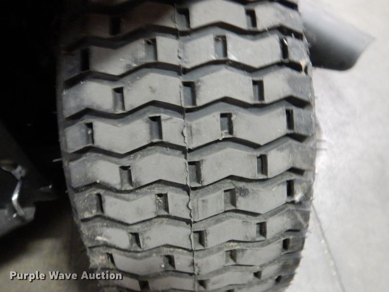 image for item IO9268 2020 Husqvarna YTH 22V46  lawn mower