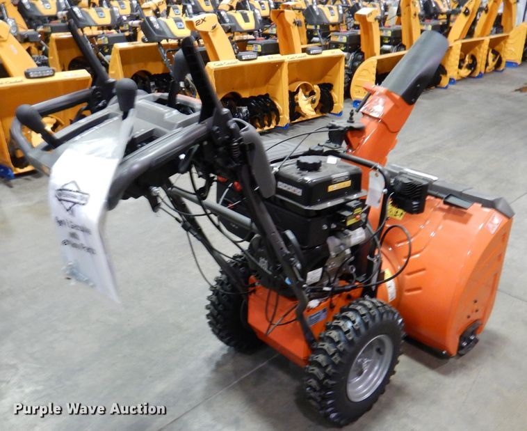 image for item IO9280 2021 Husqvarna ST330  snow blower