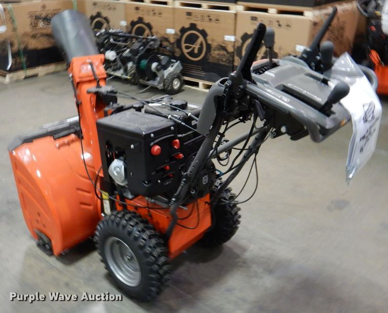 image for item IO9280 2021 Husqvarna ST330  snow blower