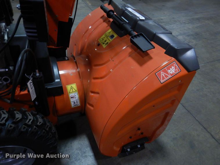 image for item IO9280 2021 Husqvarna ST330  snow blower