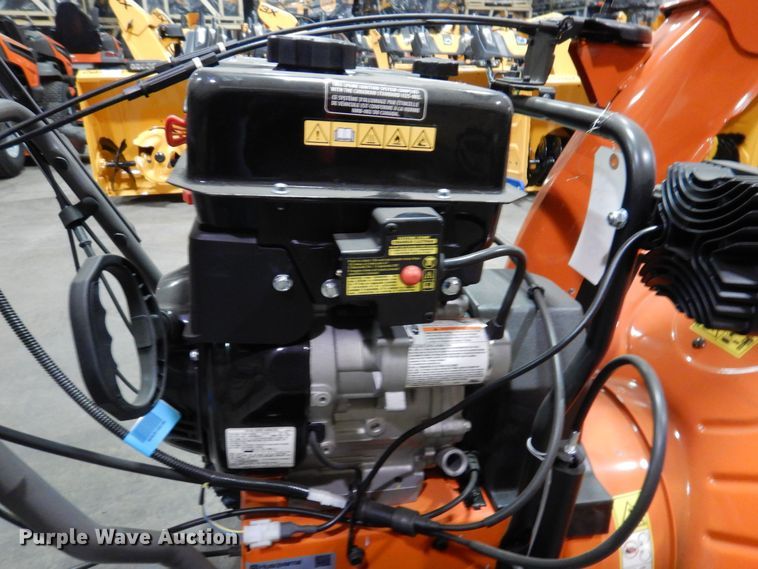 image for item IO9280 2021 Husqvarna ST330  snow blower