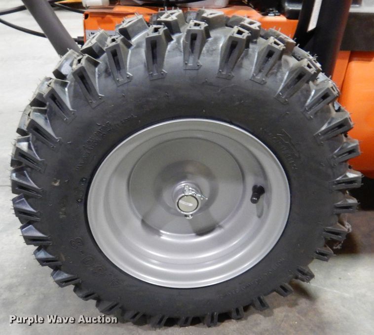 image for item IO9280 2021 Husqvarna ST330  snow blower