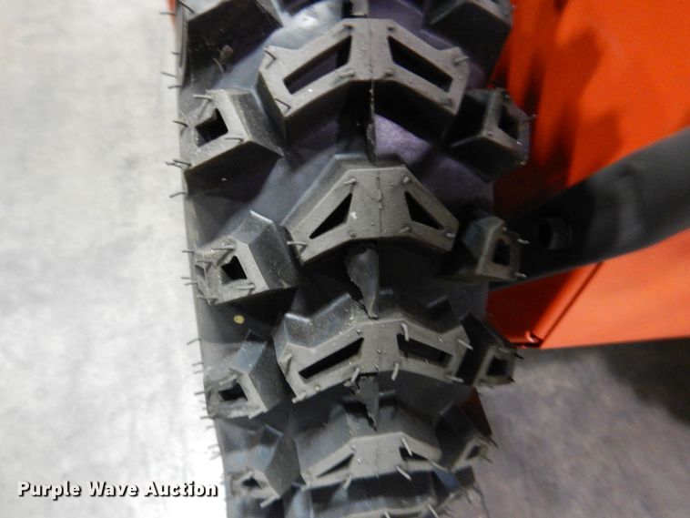 image for item IO9280 2021 Husqvarna ST330  snow blower