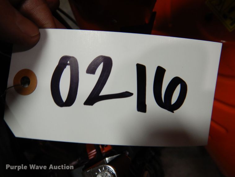 image for item IO9280 2021 Husqvarna ST330  snow blower