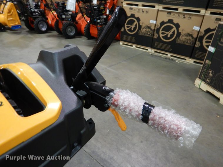 image for item IO9284 2020 Cub Cadet 3X  snow blower