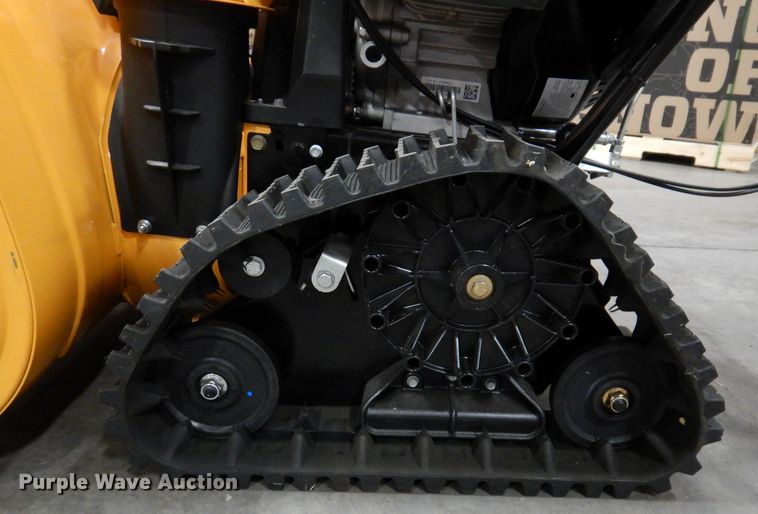 image for item IO9284 2020 Cub Cadet 3X  snow blower