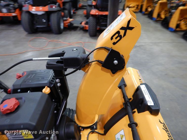 image for item IO9285 2020 Cub Cadet 3X  snow blower