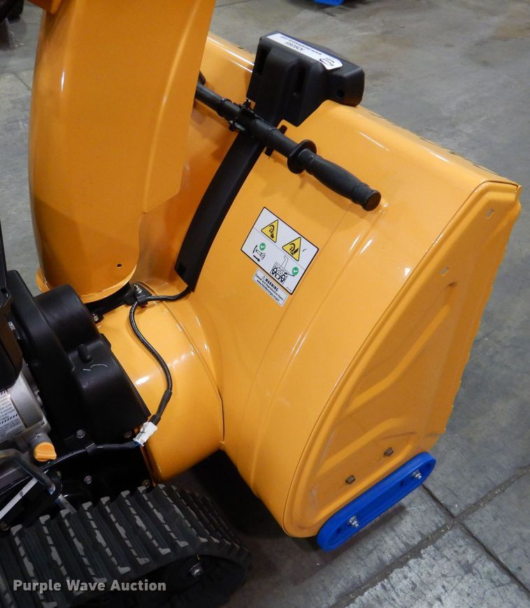 image for item IO9285 2020 Cub Cadet 3X  snow blower