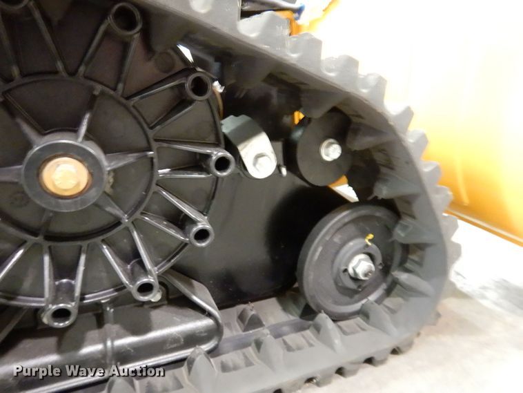 image for item IO9285 2020 Cub Cadet 3X  snow blower