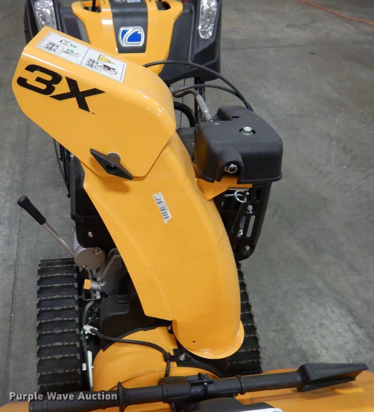 image for item IO9287 2020 Cub Cadet 3X  snow blower