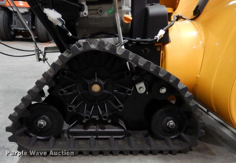 image for item IO9287 2020 Cub Cadet 3X  snow blower