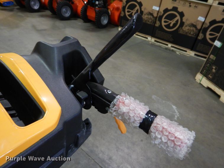 image for item IO9290 2020 Cub Cadet 3X  snow blower