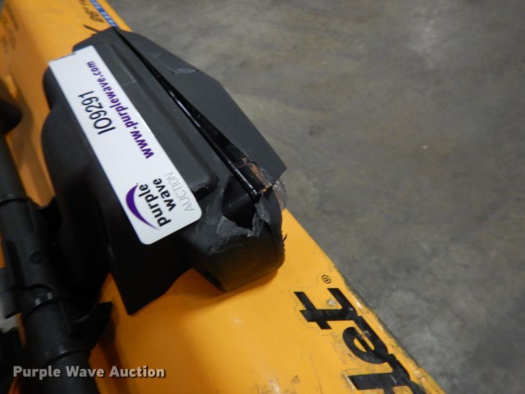 image for item IO9291 2019 Cub Cadet 3X  snow blower