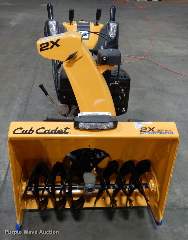 image for item IO9292 2020 Cub Cadet 2X  snow blower