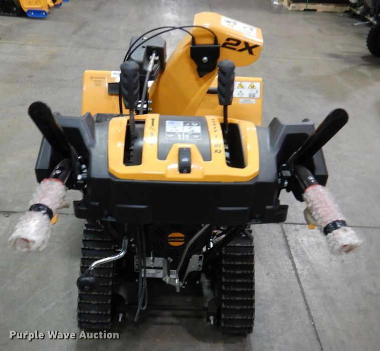 image for item IO9292 2020 Cub Cadet 2X  snow blower