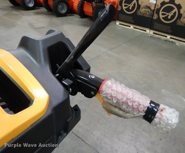 image for item IO9292 2020 Cub Cadet 2X  snow blower