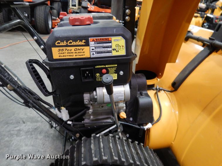 image for item IO9292 2020 Cub Cadet 2X  snow blower