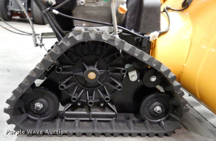 image for item IO9292 2020 Cub Cadet 2X  snow blower