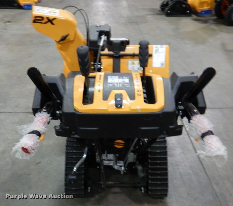 image for item IO9293 2019 Cub Cadet 2X  snow blower