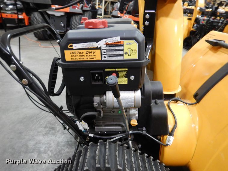 image for item IO9293 2019 Cub Cadet 2X  snow blower