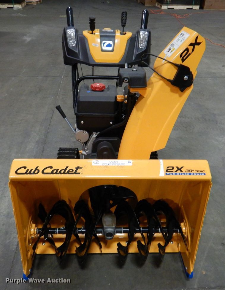 image for item IO9294 2020 Cub Cadet 2X  snow blower