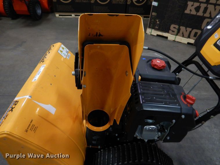 image for item IO9294 2020 Cub Cadet 2X  snow blower