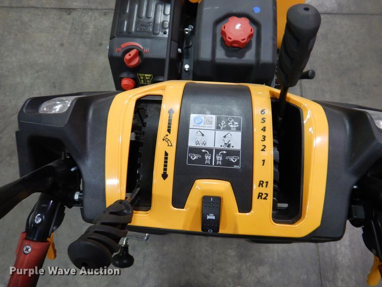 image for item IO9294 2020 Cub Cadet 2X  snow blower